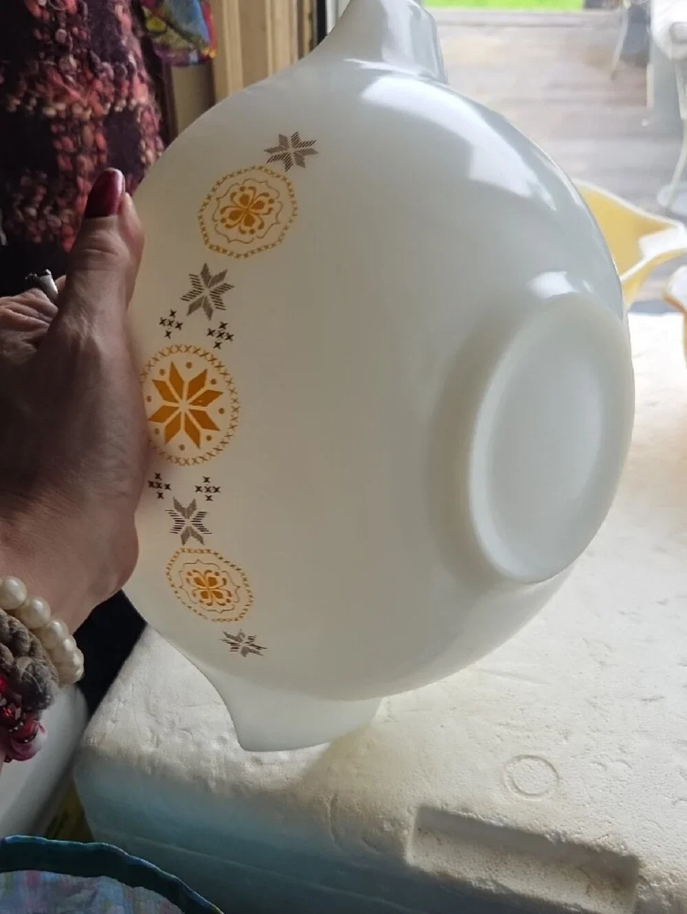 Pyrex three mixing